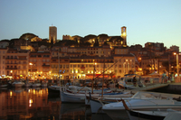 Feux d artifice d ete et dîner-croisière en catamaran au départ de Cannes