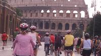 Visite privée de la Rome antique en vélo incluant des billets coupe-file pour le Colisée et les thermes de Caracalla Visite privée de la Rome antique en vélo incluant des billets coupe-file pour le Colisée et les thermes de Caracalla