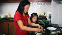 Authentic Thai Meal and Cooking Class in a Local Home in Bangkok