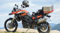 800cc Motorcycle Rental from Turda