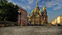 Private 4-Hour Sightseeing Tour of St Petersburg and Optional Boat Cruise on the Neva River