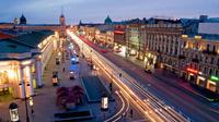 Visite privée de Saint-Pétersbourg par nuit