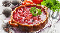 Privékookcursus: Borsjtsj en rundvlees met Stroganoffsaus in St. Petersburg Privékookcursus: Borsjtsj en rundvlees met Stroganoffsaus in St. Petersburg