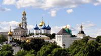 Day Trip privé à Serguiev Possad Y compris Matriochka usine et Holy Trinity Lavra Avec Déjeuner