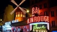 Private Transfer: Moulin Rouge Round-trip