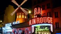 Traslado privado: viagem de ida e volta do Moulin Rouge Traslado privado: viagem de ida e volta do Moulin Rouge