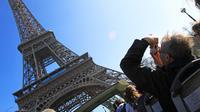 Hop-on hop-off bustour met ticket voor directe toegang tot de Eiffeltoren en riviercruise Hop-on hop-off bustour met ticket voor directe toegang tot de Eiffeltoren en riviercruise