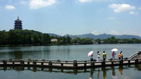 Private Day Tour: Hangzhou Meijiawu Tea Village Visit and West Lake on Cruise from Shanghai