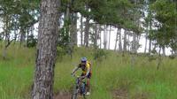 Crazy 8 Mountain Bike Tour from Dalat