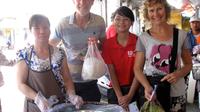 Kookworkshop in Hanoi met de plaatselijke bevolking Kookworkshop in Hanoi met de plaatselijke bevolking
