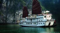 Overnight Bai Tu Long Bay Cruise from Hanoi