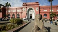 Private Day Tour to Giza Pyramids and Egyptian Museum from Cairo with Guide