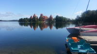 Vilnius Custom Day Trip to Trakai and Kernave 