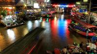 Visite privée: Amphawa Floating Market et temples de Bangkok