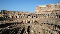 Zonder wachtrij: tour met kleine groep langs de bezienswaardigheden van het Romeinse Keizerrijk inclusief Colosseum Zonder wachtrij: tour met kleine groep langs de bezienswaardigheden van het Romeinse Keizerrijk inclusief Colosseum