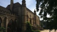 Private Full-Day Tour of Lacock Abbey and Avebury Stone Circle from London