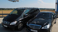 Prague Airport Shuttle: Private Departure Transfer in Mercedes-Benz Vehicle