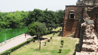 Vibrant Walking Tour Hauz Khas Village