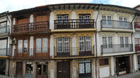 Guimaraes Walking Tour: The Golden Chain of John I