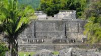 Private Tour of Xunantunich And Belize Zoo