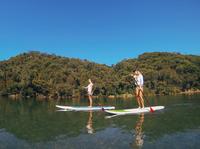 Ku-ring-gai Chase National Park tours met een paddleboard Ku-ring-gai Chase National Park tours met een paddleboard
