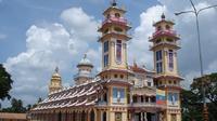 Cu Chi Tunnels and Cao Dai Temple Full Day Tour from Ho Chi Minh City 