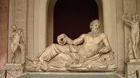 Skip-the-Line: Early Entrance Vatican Tour with Secret Rooms and St Peter's Church