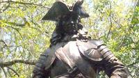 Take a Historical Walking Tour of Savannah by a Historical Native