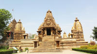 Private Tour: 2-Day Temples of Khajuraho with ASI Museum and Light and Sound Show