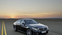 Luxury Vehicle Private Arrival Transfer: Vienna International Airport