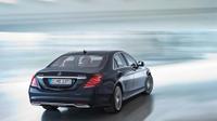 Private Amsterdam Airport Departure Transfer in Luxury Sedan