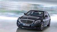 Private Departure Transfer: Central London to Heathrow Airport in a Luxury Car 