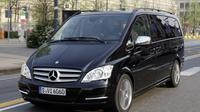 Private Luxury Van Arrival Transfer: from Charles de Gaulle Airport to Paris