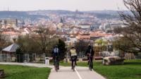 Excursion privée en dehors des sentiers battus à Prague en vélo