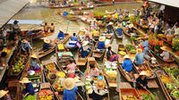 Floating Market of Damnoen Saduak Tour from Bangkok