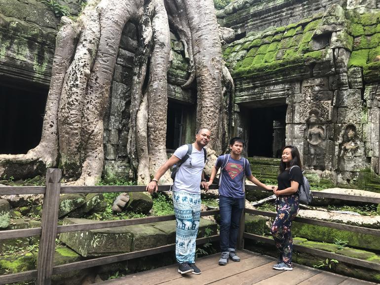 Ultimate Private Angkor Guide To Sunrise Angkor Wat, Bayon, TaProhm, Bantey Srei