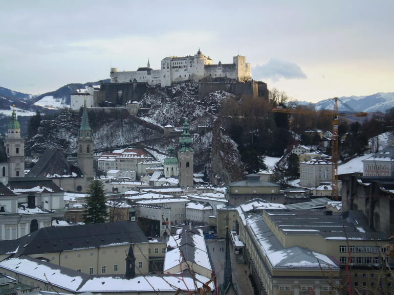 Panoramic Salzburg City Tour with Coffee and Cake