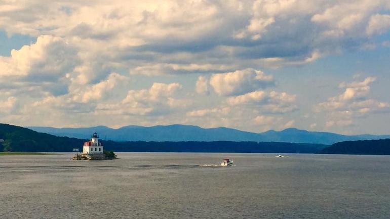 Hudson River Sightseeing Cruise photo 4