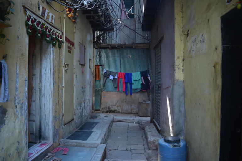 Walking Tour of Famous Dharavi Slum