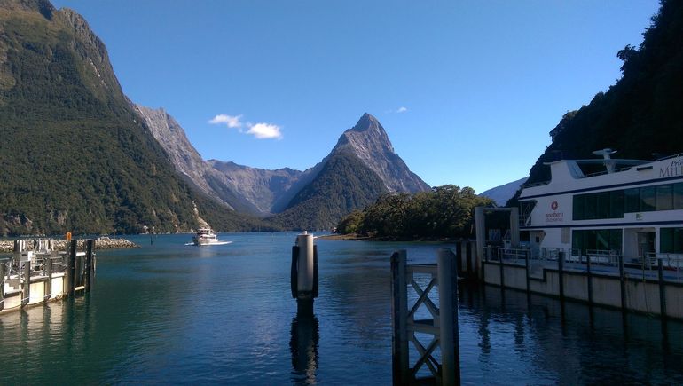 Milford Sound Coach Tour with Lunch from Queenstown