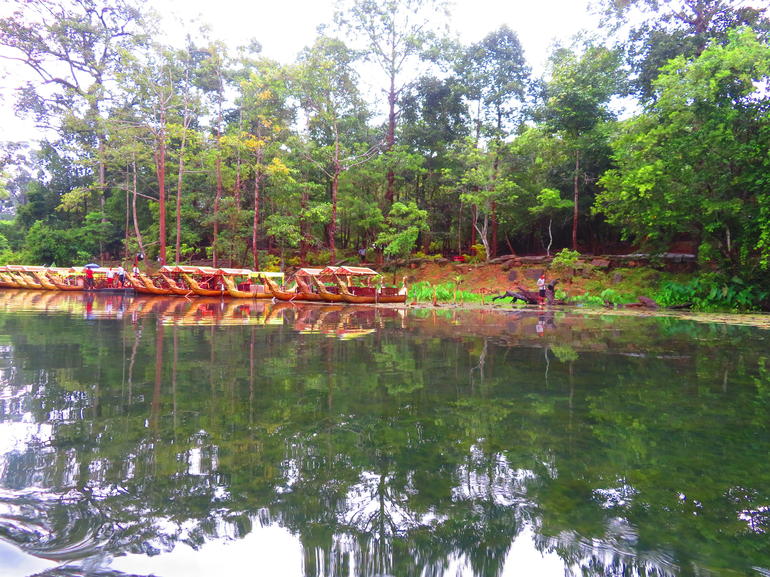 Angkor Gondola Cruise Including Hotel Pickup