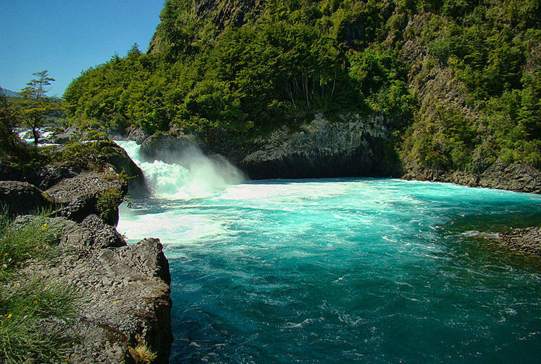 Frutillar, Puerto Varas, and Petrohué Waterfalls Excursion from Puerto Montt