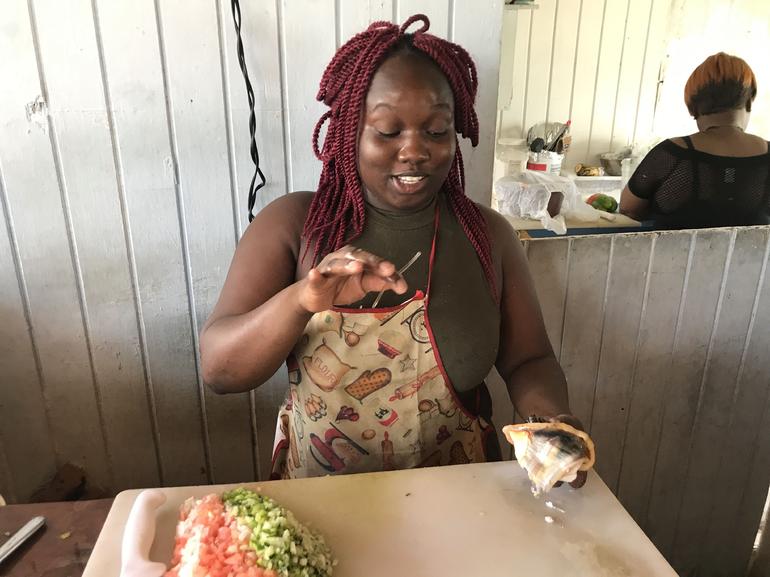 Conch Salad Cooking Lesson and Tasting in Nassau