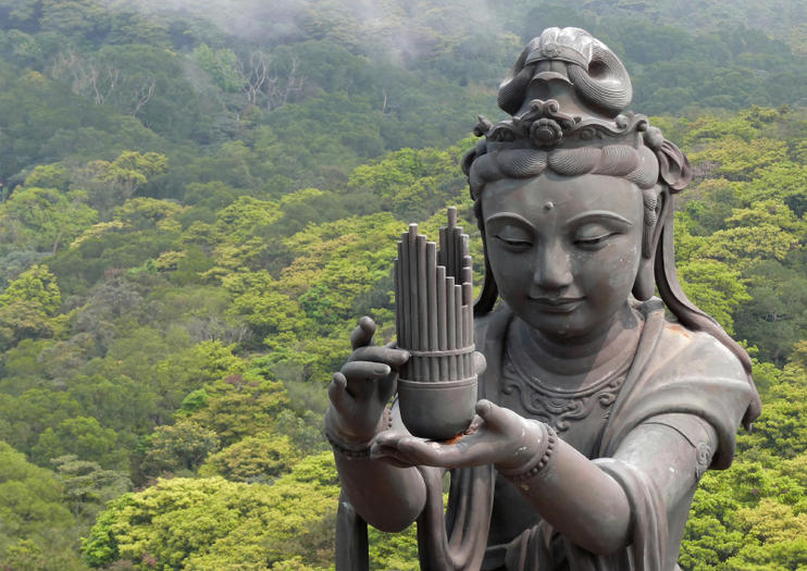 Po Lin (Precious Lotus) Monastery