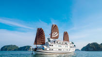 2-daagse tour van Halongbaai, met optioneel vervoer per bus van en naar Hanoi 2-daagse tour van Halongbaai, met optioneel vervoer per bus van en naar Hanoi