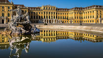 Visite privée : l'histoire du palais de Schönbrunn sur une demi-journée Visite privée : l'histoire du palais de Schönbrunn sur une demi-journée