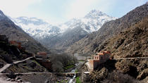 Randonnée privée de 3 jours dans le massif du Haut Atlas au départ de Marrakech Randonnée privée de 3 jours dans le massif du Haut Atlas au départ de Marrakech
