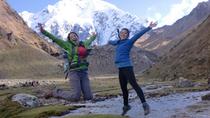 Caminata por la ruta de Salkantay de 5 días a Machu Picchu Caminata por la ruta de Salkantay de 5 días a Machu Picchu