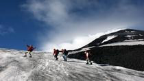 Ganztägige Trekking-Tour zum Vulkan Villarrica ab Pucòn Ganztägige Trekking-Tour zum Vulkan Villarrica ab Pucòn
