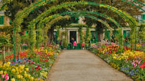 Visite d'une journée à Giverny, en petit groupe, au départ de Paris : maison et jardins de Claude Monet, ainsi que Musée des impressionnismes Visite d'une journée à Giverny, en petit groupe, au départ de Paris : maison et jardins de Claude Monet, ainsi que Musée des impressionnismes